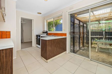 2 Noel Court, Dromana. - Photo 3