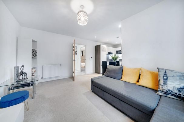 2 bedroom apartment to rent - Photo 1