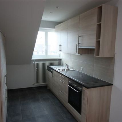 Appartement mansardé moderne, lumineux et spacieux - Photo 1