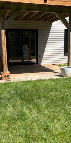 3 1/2 Porte Patio Avec Terrasse - Photo 1