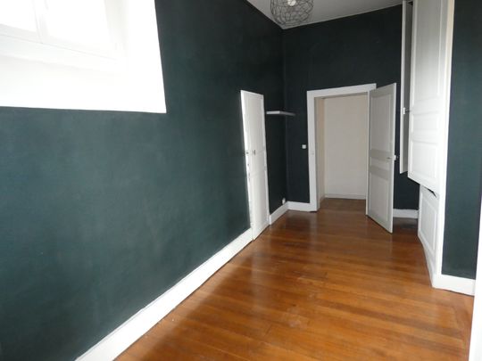 Location Appartement 3 pièces 117m² JOIGNY 89300 - Photo 1