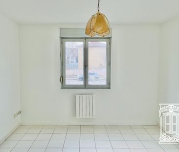 Location Appartement 1 pièce 24m² LYON 8ème - Photo 5