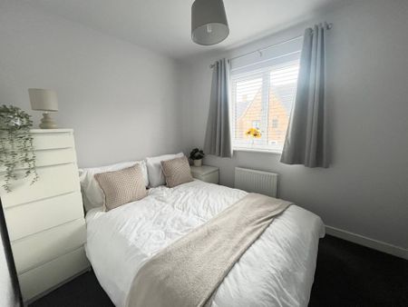 3 bedroom semi-detached house to rent - Photo 3