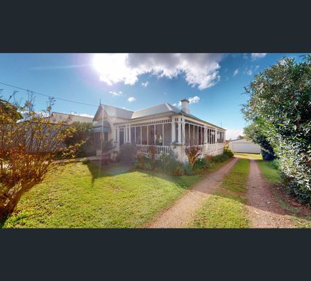 9 Thomson Place, Gunnedah, NSW 2380 - Photo 1