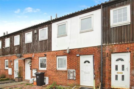 2 bedroom terraced house to rent - Photo 4