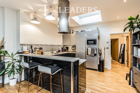 1 bedroom apartment to rent Station Quarter Apartments, 17 Boltro Road, Haywards Heath, RH16 - Photo 5