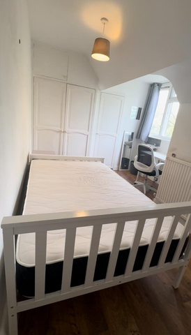 1 bedroom in a house share to rent - Photo 5