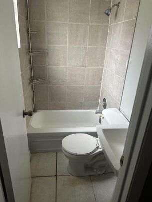 For Lease - 75 Highland Road Unit# B, Kitchener, Ontario - Photo 1