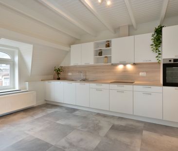 Knap gerenoveerd dakappartement te huur - Photo 6