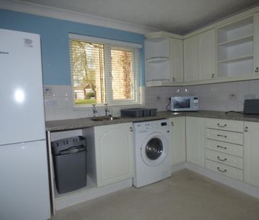 2 bedroom apartment to rent - Photo 3