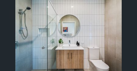 Contemporary 4 bedroom terrace home on low maintenance corner allotment - Photo 2