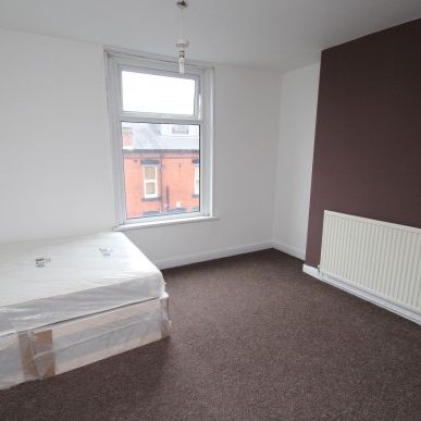 5 Bed - Glossop Street, Woodhouse , Leeds - Photo 1