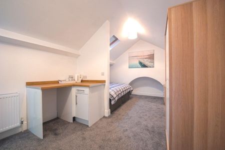 Upper Town Street, Leeds, Bramley - Photo 5