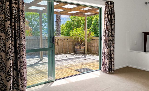 Ranui, 6 Jillian Drive - Photo 1