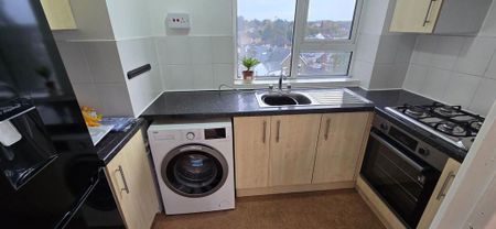 1 bedroom flat to rent - Photo 5