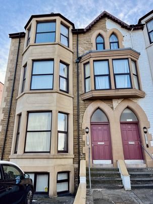 Alexandra Road Flat 6 - Photo 5