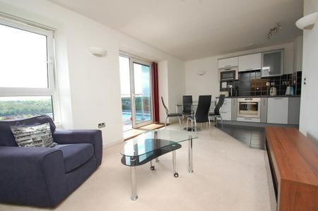 2 bedroom apartment to rent - Photo 4