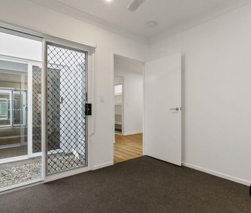 Stylish & Spacious Home with Dual Access in Prime Location - Photo 4