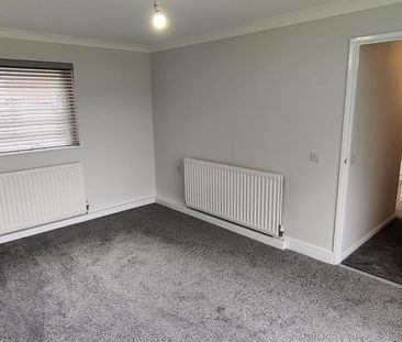 3 bedroom terraced house to rent - Photo 6