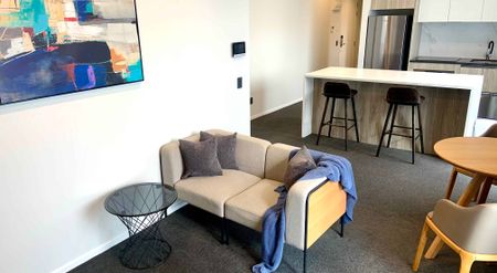 Executive Fully Furnished Apartment in Stylish Whitewood Complex - Photo 5