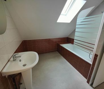 Location Appartement 4 pièces 74m² BRETIGNY SUR ORGE 91220 - Photo 5