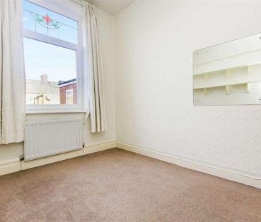 Salisbury Avenue, Preston Village, North Shields, NE29 - Photo 3