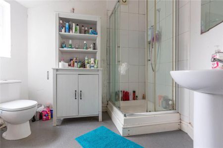 4 bedroom maisonette to rent - Photo 4