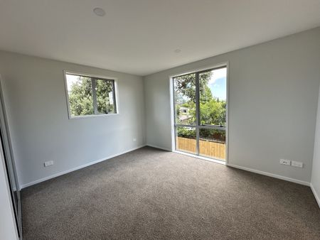 Brand New on the Peninsula - Photo 2