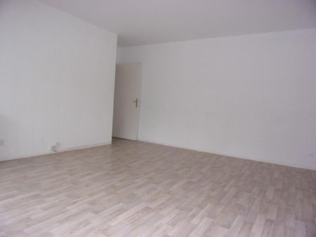Location Appartement 3 pièces 72m² VERNON 27200 - Photo 2