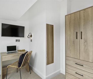 Studio to rent - Photo 5