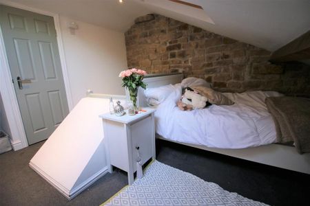 5 bedroom private hall to rent - Photo 5