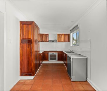 21 Hexham Street, Kahibah NSW 2290 - House For Rent | Domain - Photo 4