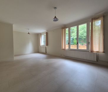 Location Appartement 4 pièces 79m² - Photo 2