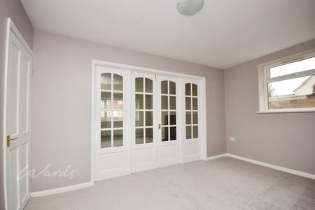 3 bedroom detached house to rent - Photo 4