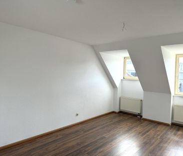 Traumhafte 3-Raum-Dachgeschosswohnung in ruhiger Bestlage – eine ga... - Foto 6