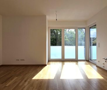 Super-schicke Neubauwohnung direkt am Hunyadi Schlosspark - Photo 1