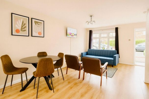 2 bedroom House To Let - Photo 1