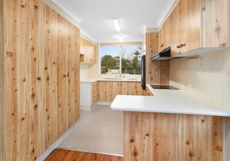 Spacious Family Living in Peaceful Kiama Downs - Photo 4