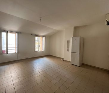 Studio à Louer Centre Ville Aubagne, - Photo 2