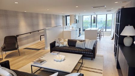 For Lease - 6 Chartwell Road Unit# 311, Toronto, Ontario - Photo 2