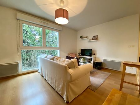 Location Appartement 2 pièces 40m² - Photo 2