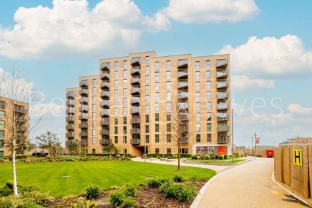 Exploration Way, Slough, SL1 - Photo 3