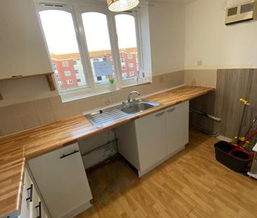 3 bedroom apartment to rent - Photo 3