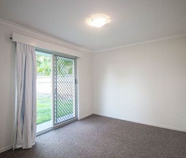 Renovated 3 Bedroom Home In Burleigh Heads! - Photo 3