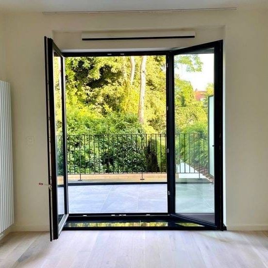 Appartement te huur - Photo 1