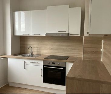 Location Appartement 3 pièces 61m² - Photo 4