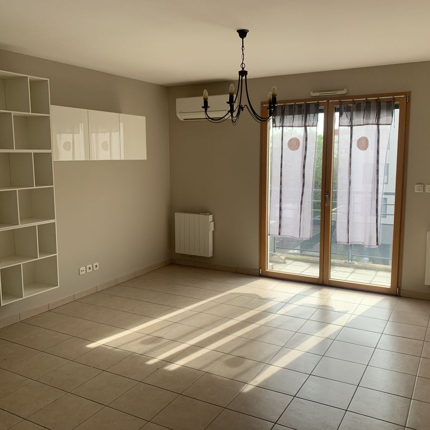 L23-188 LES TERRASSES VICTOR HUGO - Photo 1