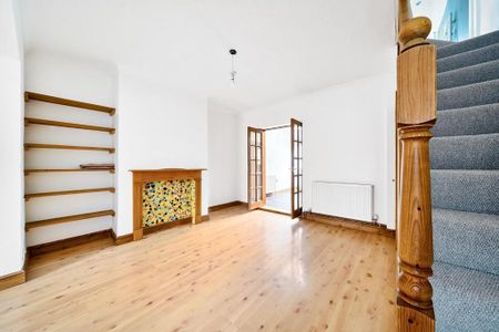 2 bedroom terraced house to rent - Photo 4