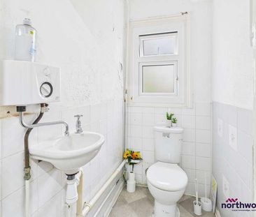 Hyde Road, Little Chelsea, Eastbourne, BN21 - Photo 6