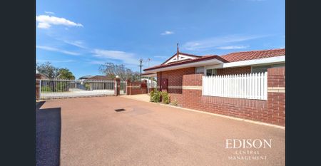 Beautifully Presented Unit in a Secure, Quiet Complex - Photo 5